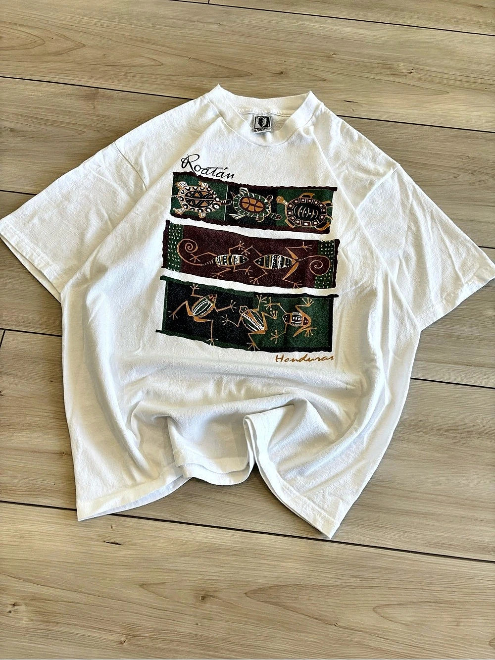 Garifuna Original Vintage 90s Honduras Graphic Short Sleeve Tee White & Green XL